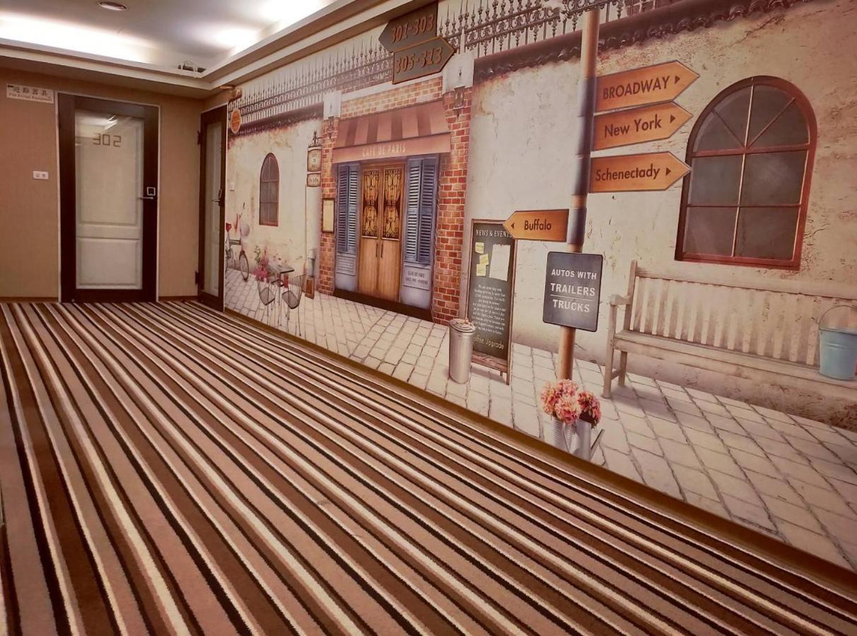 Sanduo Hotel Kaohsiung Bagian luar foto