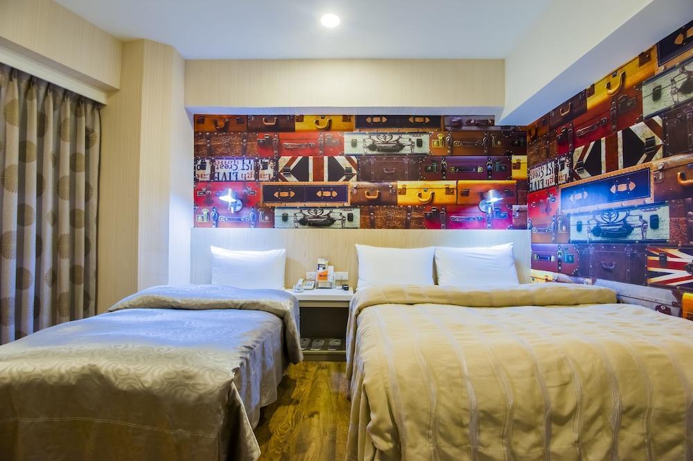 Sanduo Hotel Kaohsiung Bagian luar foto