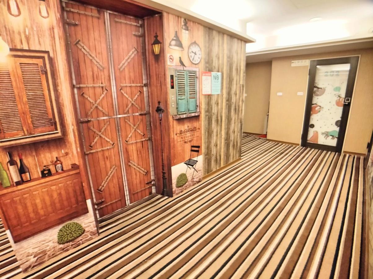 Sanduo Hotel Kaohsiung Bagian luar foto