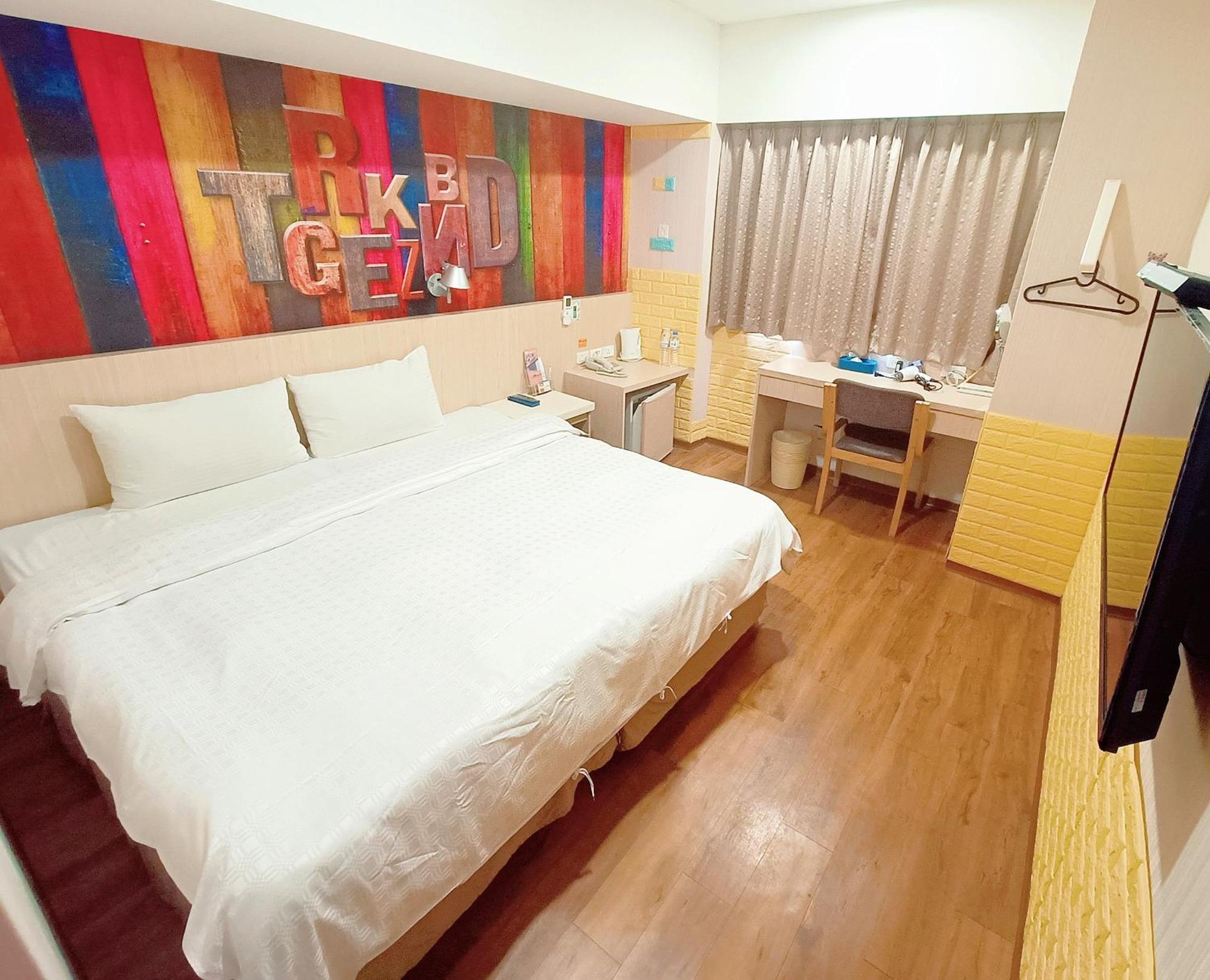 Sanduo Hotel Kaohsiung Bagian luar foto