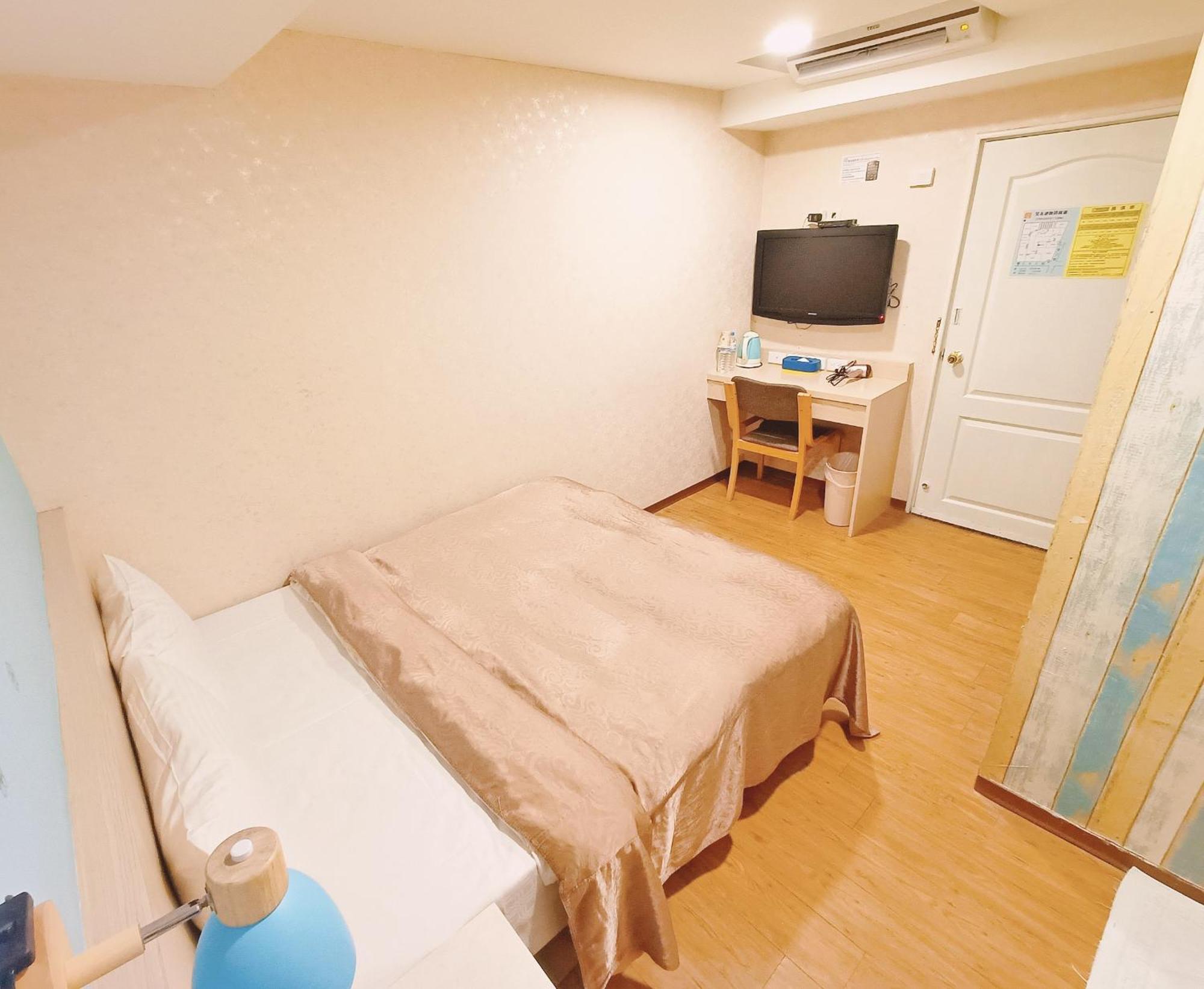 Sanduo Hotel Kaohsiung Bagian luar foto