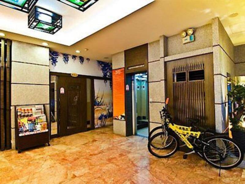 Sanduo Hotel Kaohsiung Bagian luar foto